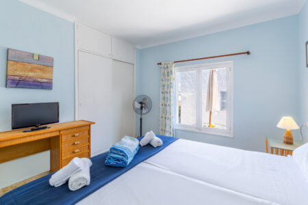 Double Bedroom In Detached House Near The Beach In Son Serra De Marina