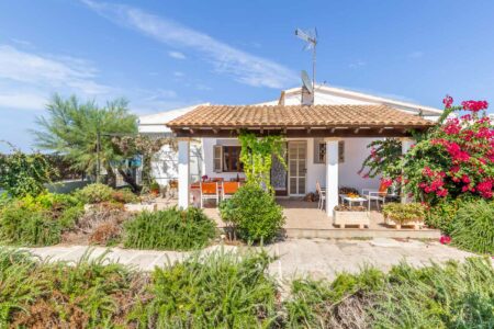 Garden In Detached House Near The Beach In Son Serra De Marina