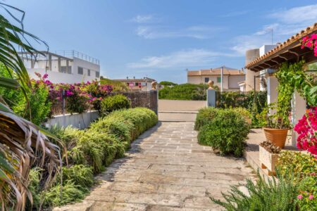 Garden In Detached House Near The Beach In Son Serra De Marina