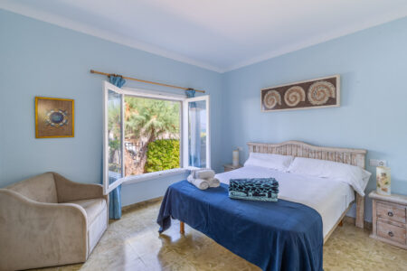 Master Bedroom In Detached House Near The Beach In Son Serra De Marina