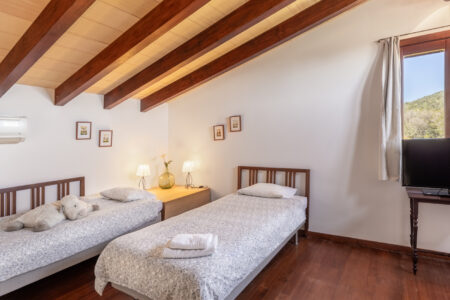 Single Beds In Tranquil Country Finca With Garden Pool And Workspace