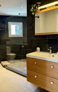 Bathroom In Elegant Penthouse With Terrace And Lift In Palma Old Town