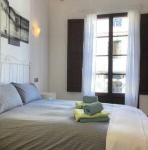 Bedroom At Spacious One Bedroom Apartment Near Plaza Mayor