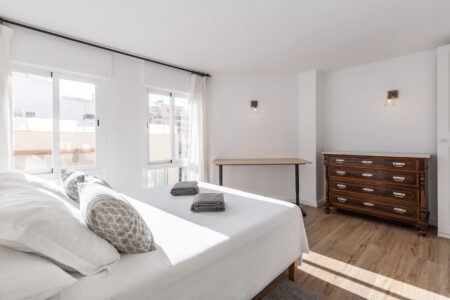 Bedroom In Two Bedroom Apartment In Santa Catalina With Shared Terrace