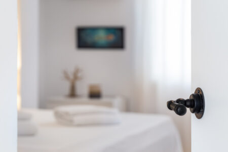 Bedroom In Two Bedroom Apartment In Santa Catalina With Shared Terrace