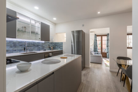 Kitchen 2 Bedroom Apartment In Santa Catalina