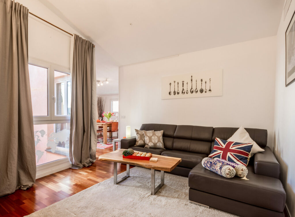 Livingroom In Elegant Penthouse With Terrace And Lift In Palma Old Town