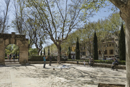 Neighbourhood In Two Bedroom Apartment With Patio In Palma Old Town