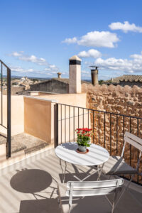 Solarium In Renovated Village House In Santa Eugenia 3
