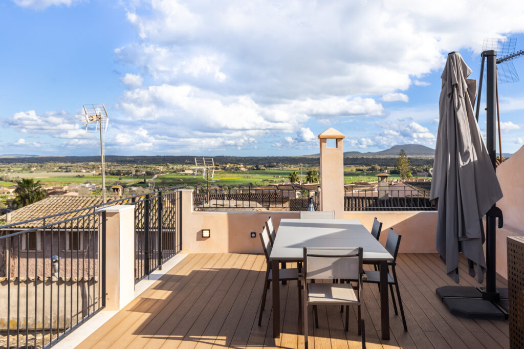 Solarium In Renovated Village House In Santa Eugenia 8