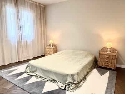 Bedroom In Elegant Two Bedroom Apartment In El Born 4
