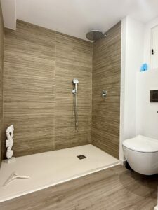 Bathrooms In Exclusive Two Bedroom Apartment With Pool And Parking In Son Armadams
